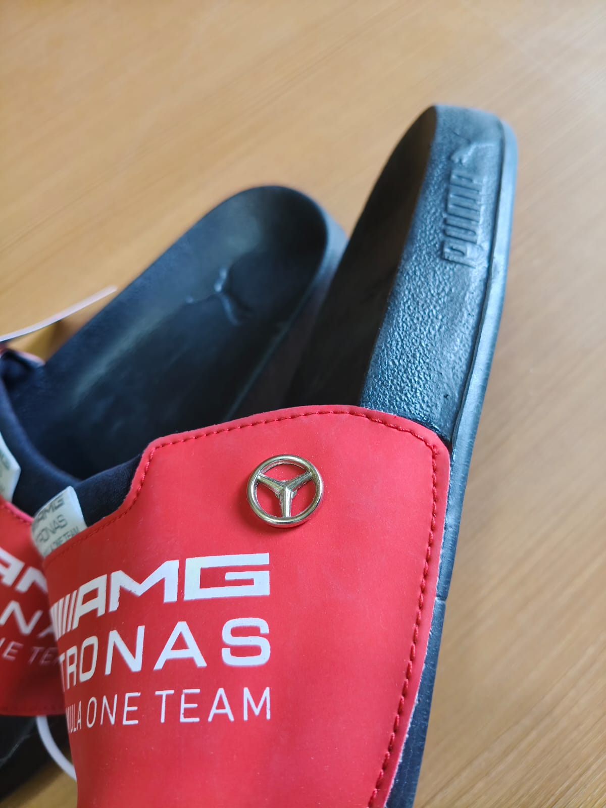 AMG PETRONAS FILPFLOP NBV - Black View 2