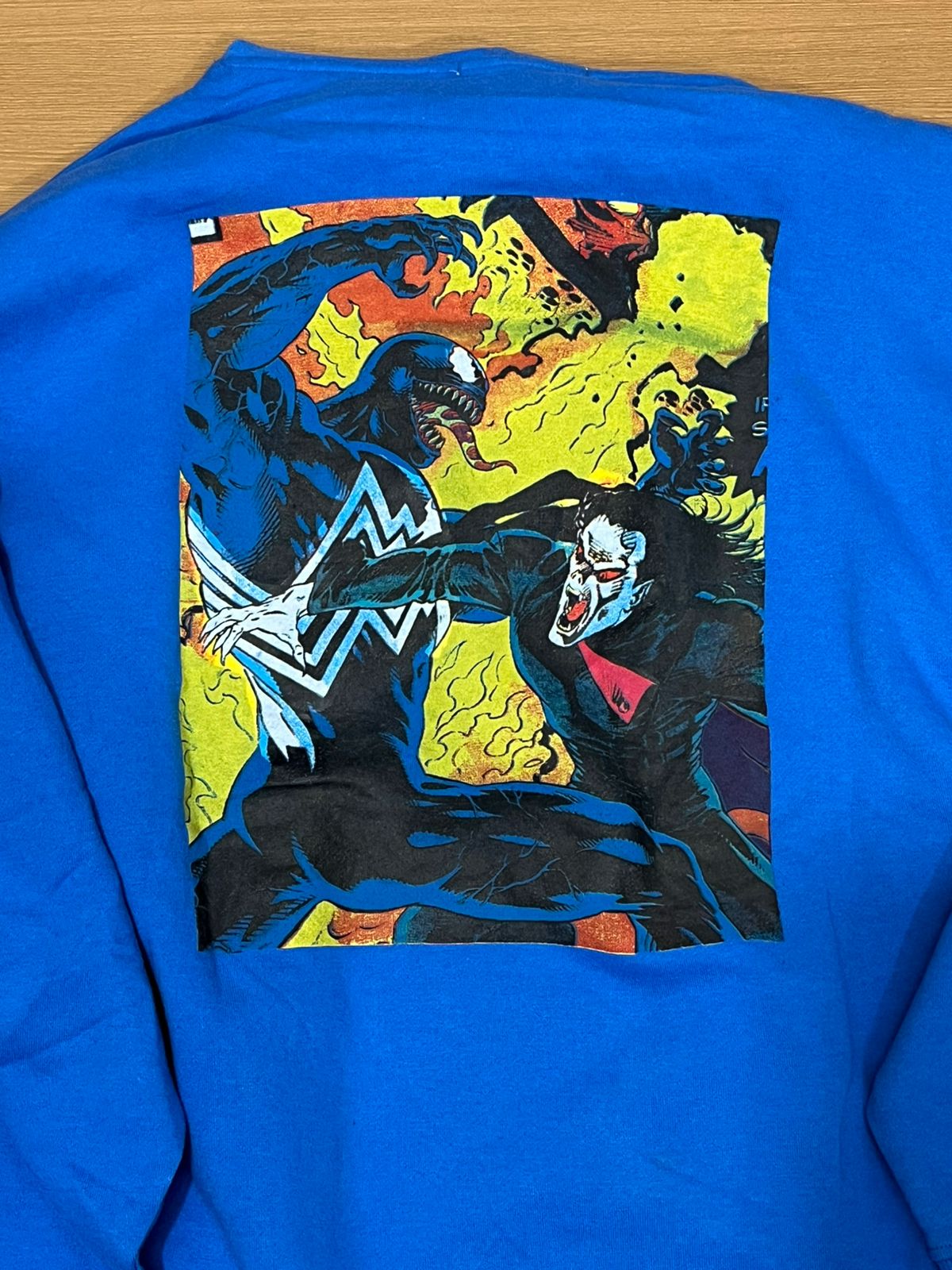 LEVES HOODIE V Hover