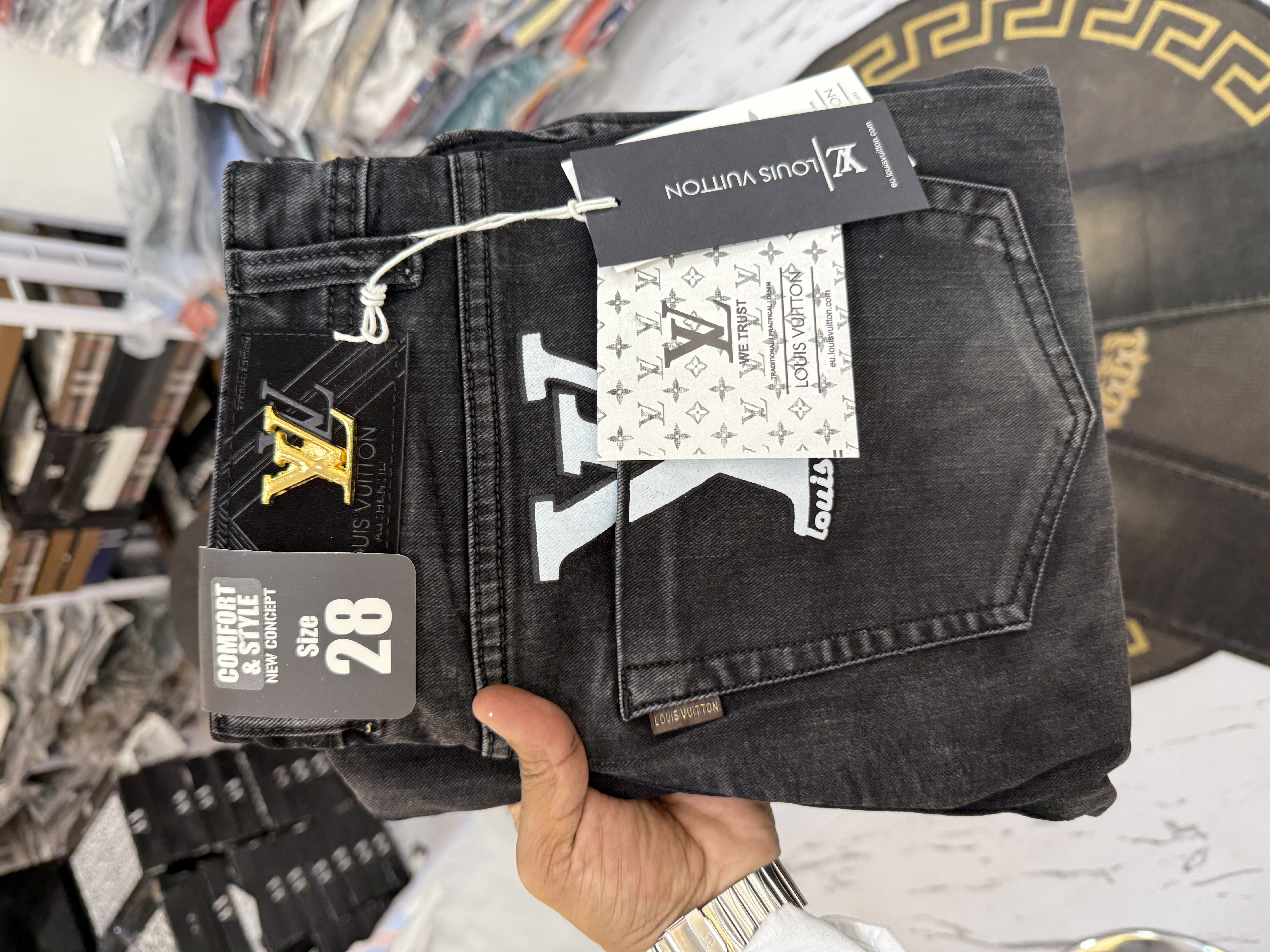 LV IMPORTED STRAIGHT FIT JEANS - Black View 2