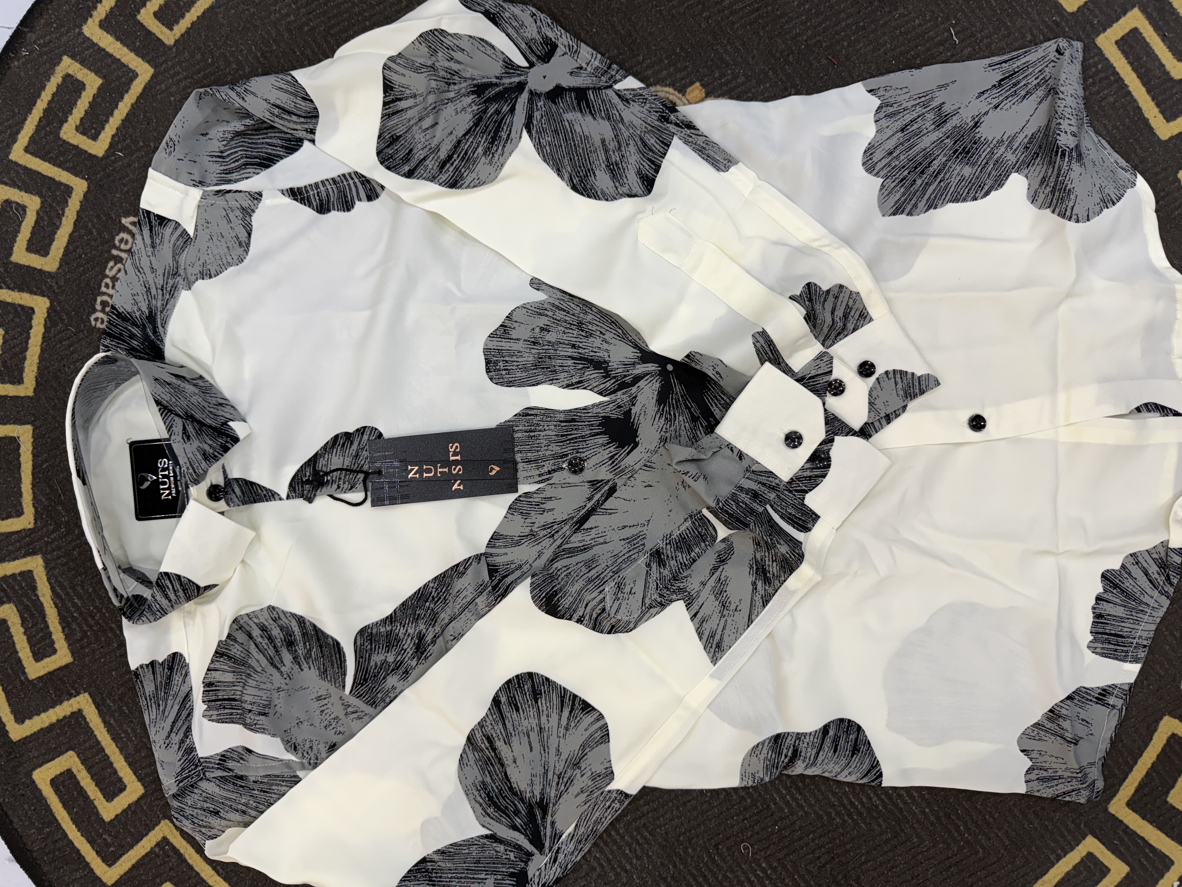 NUTS KOREAN SHIRT IO - White View 2