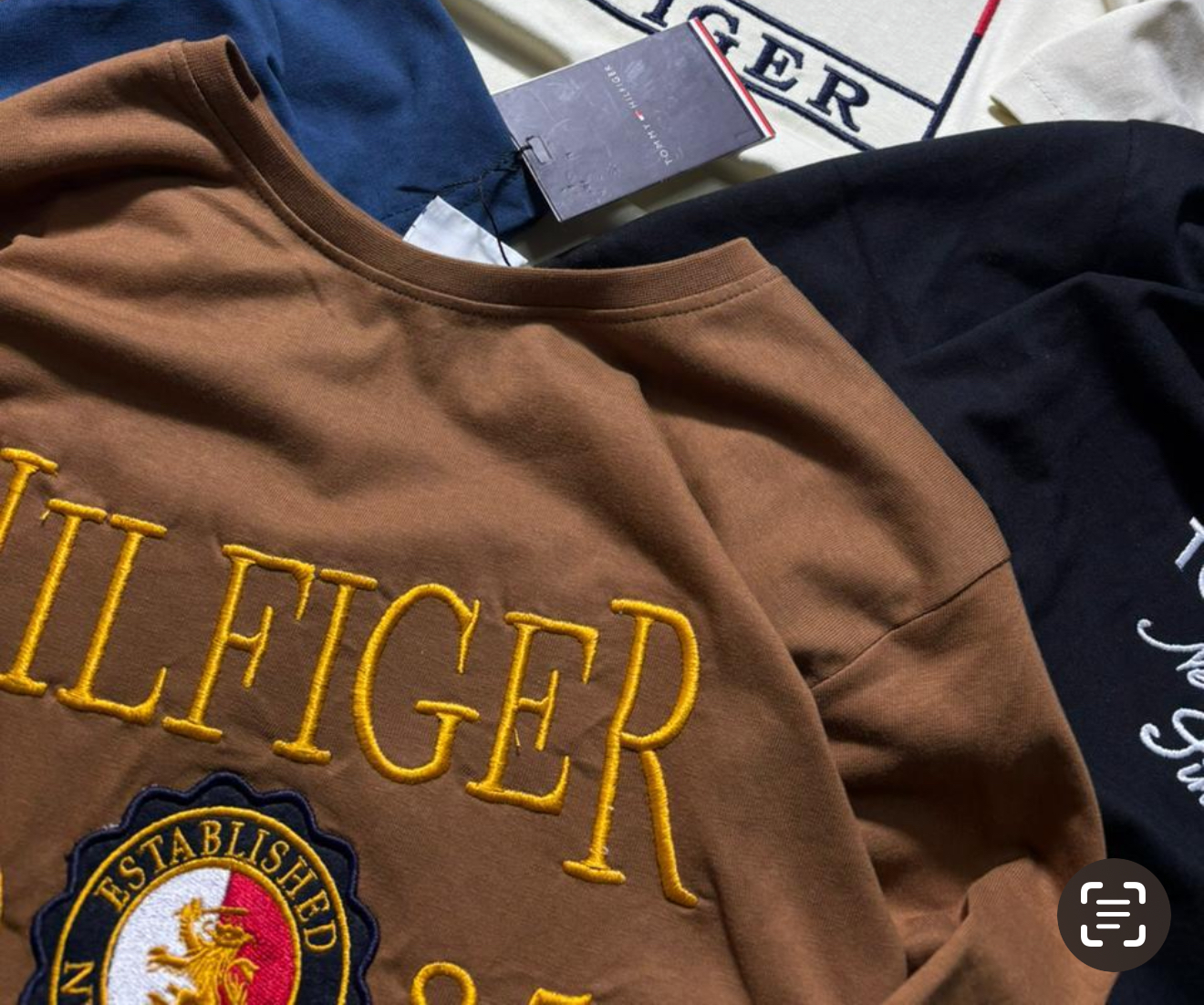 TOMMY HIL PREMIUM TEES OP Hover