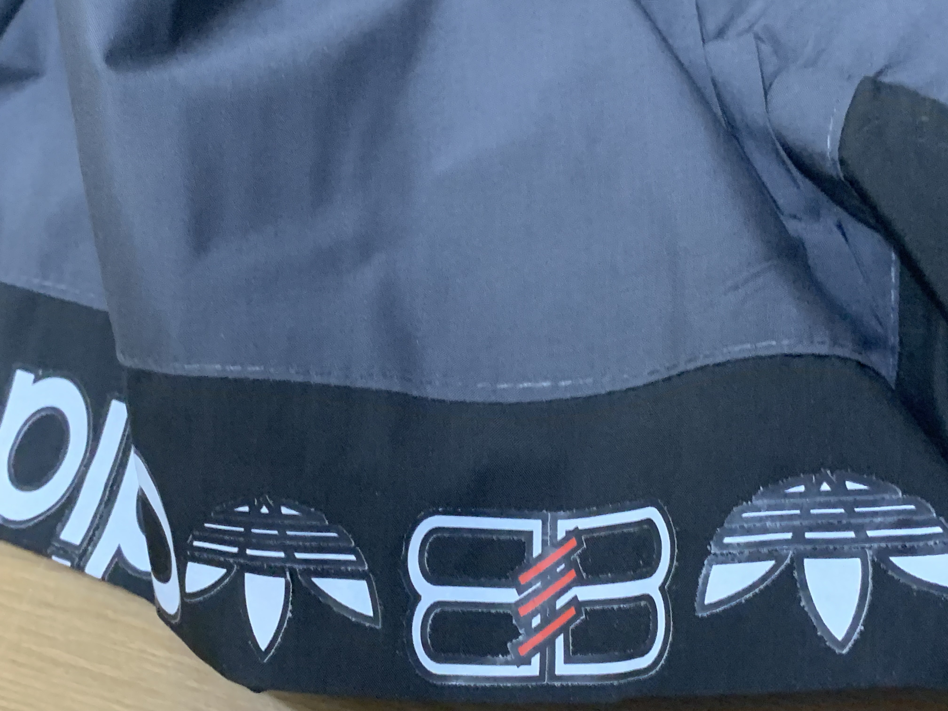 ADIDIS JACKET BVCV Hover