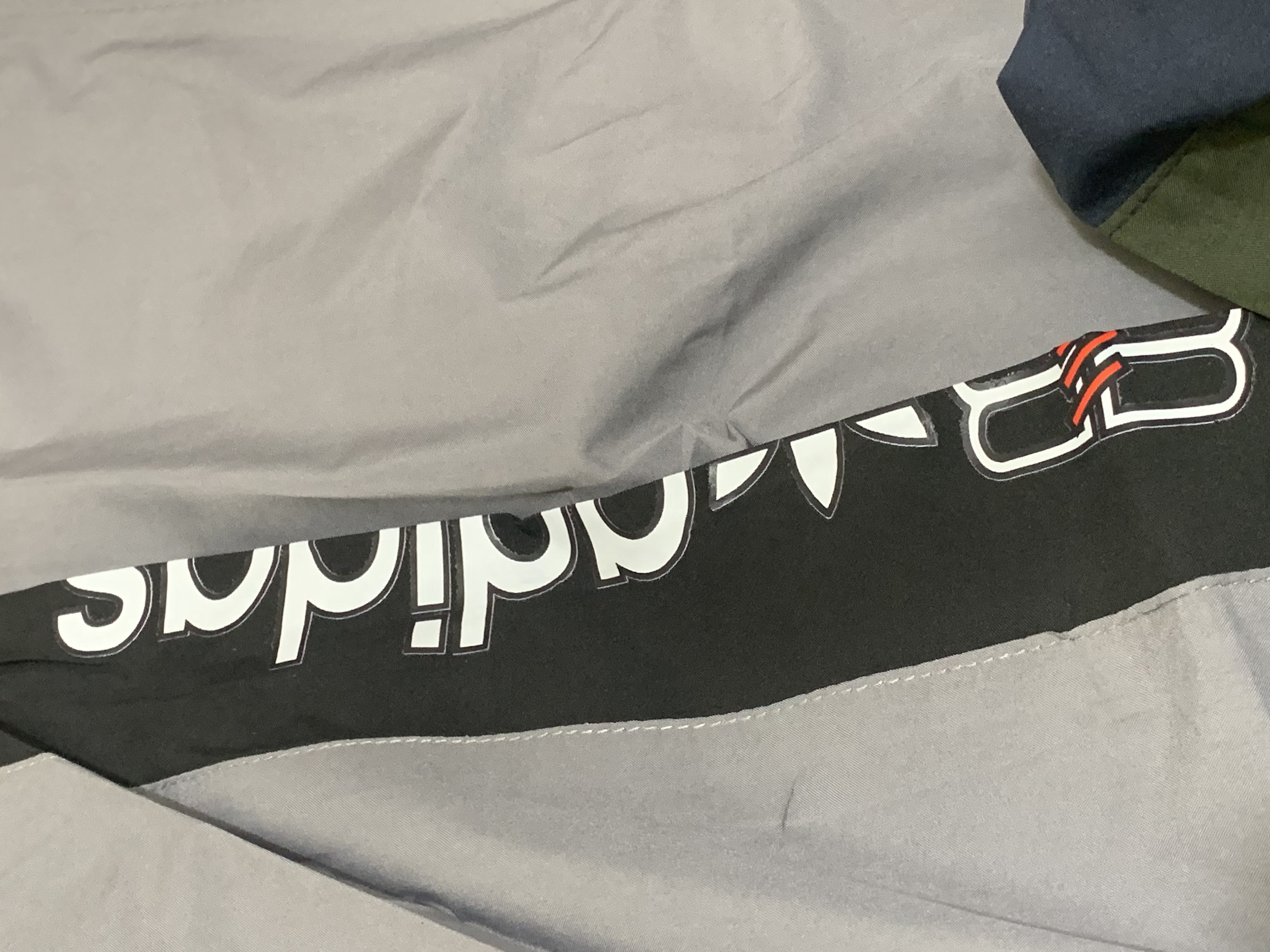 ADIDIS JACKET BVCV - GREY View 2