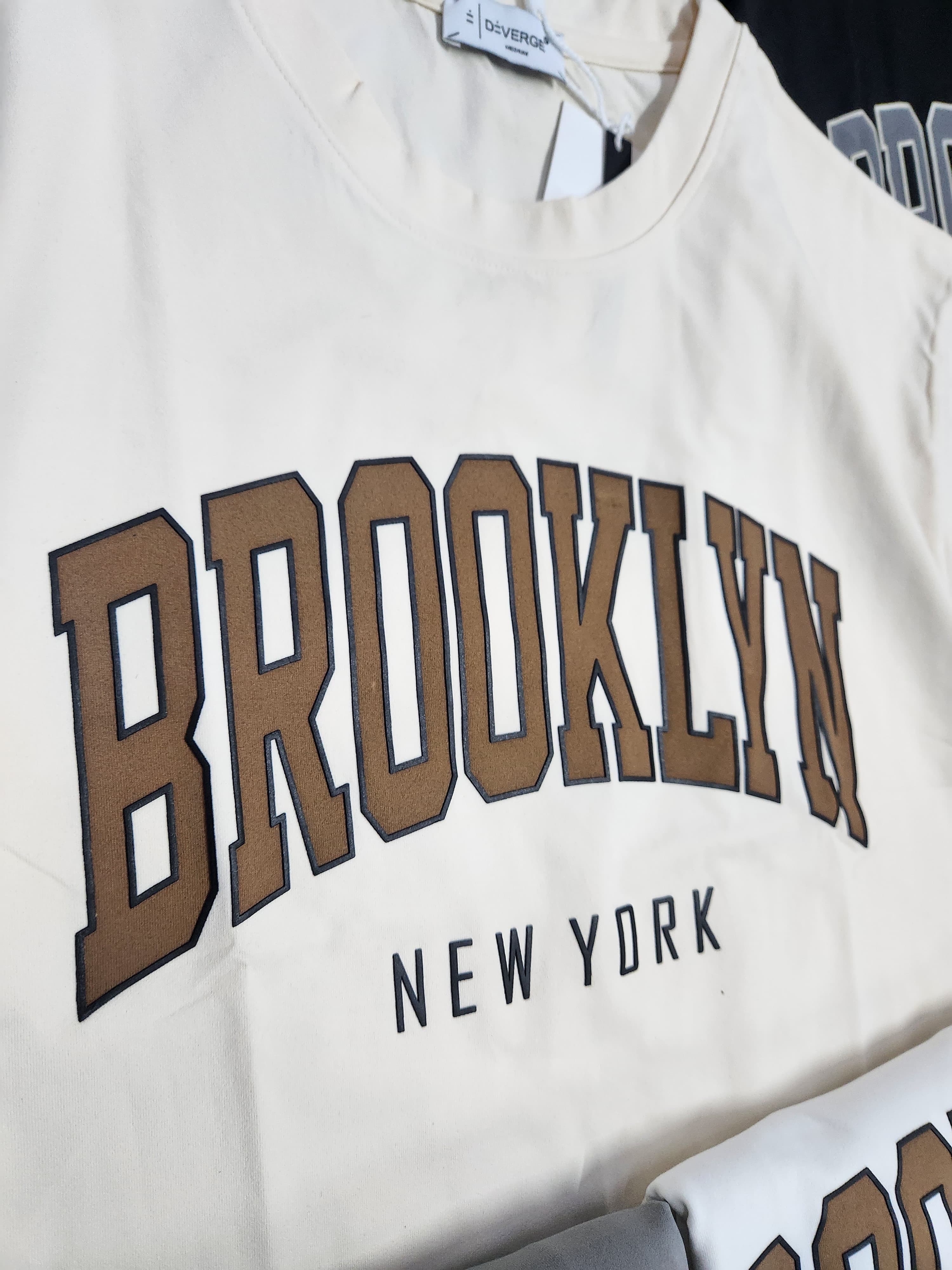 BROOKLYN DROP SHOULDER T-SHIRT - White View 2