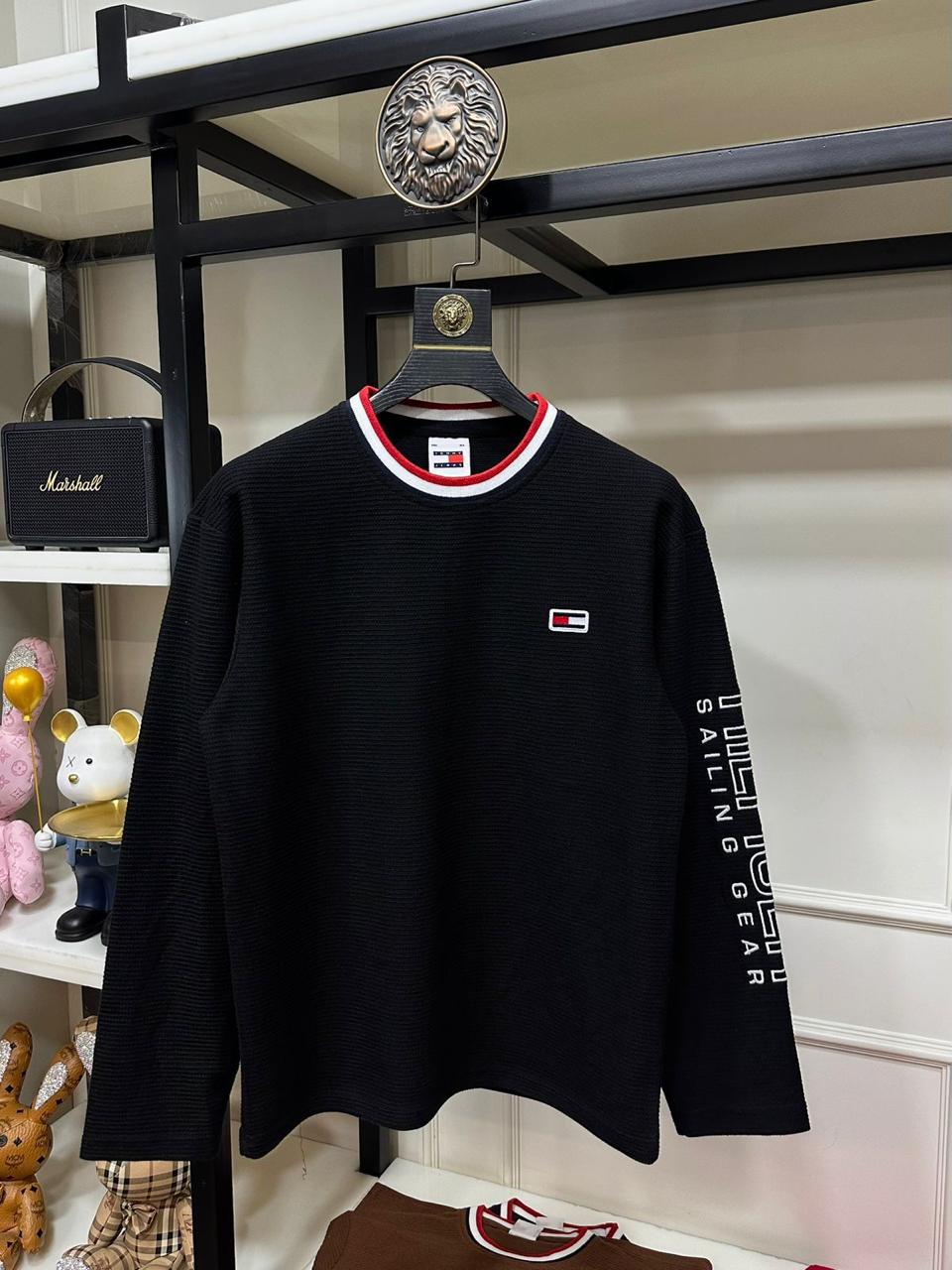 TOMMY HILF SWEATSHIRT 6846 - Black View 1
