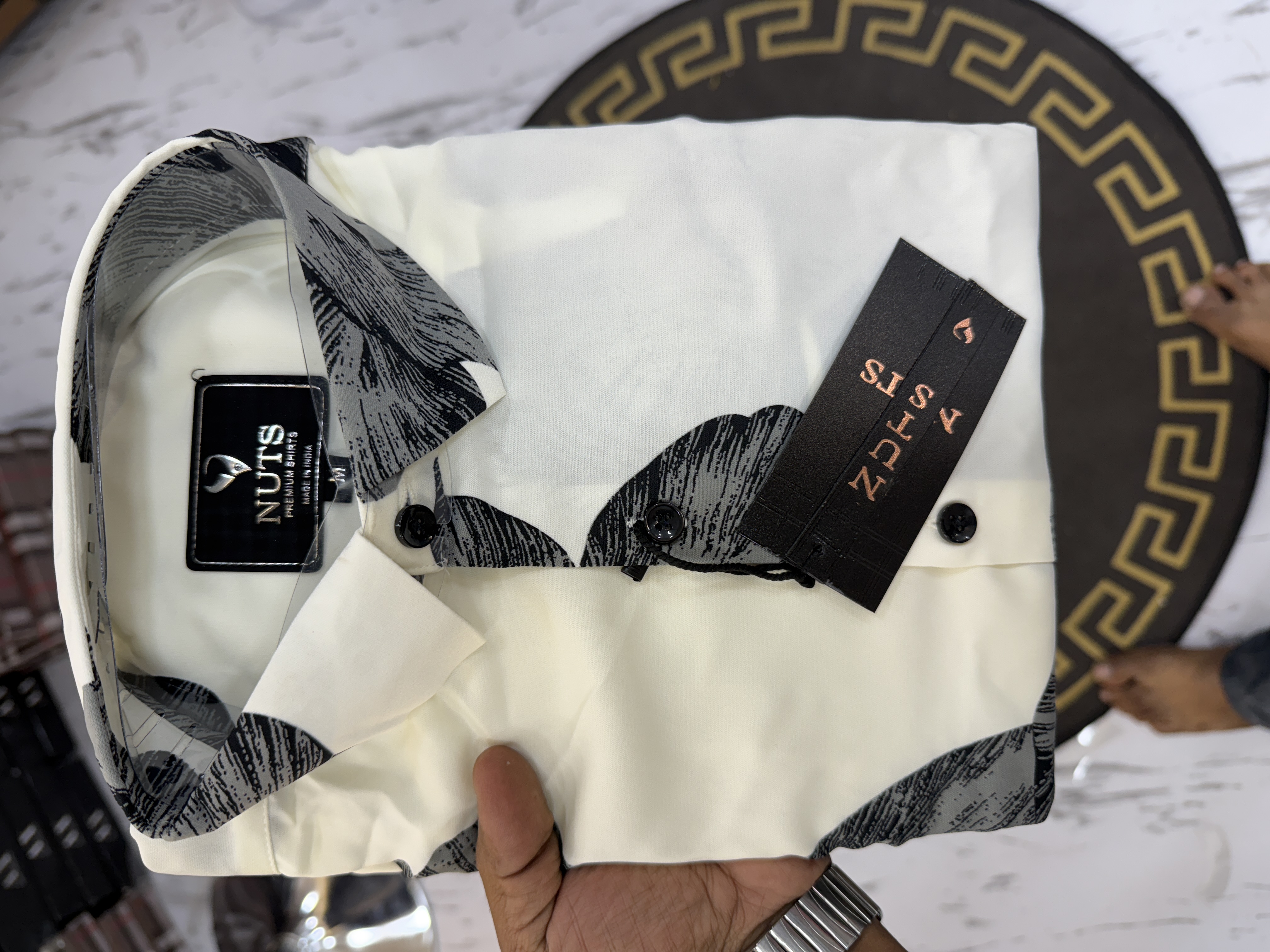 NUTS KOREAN SHIRT IO