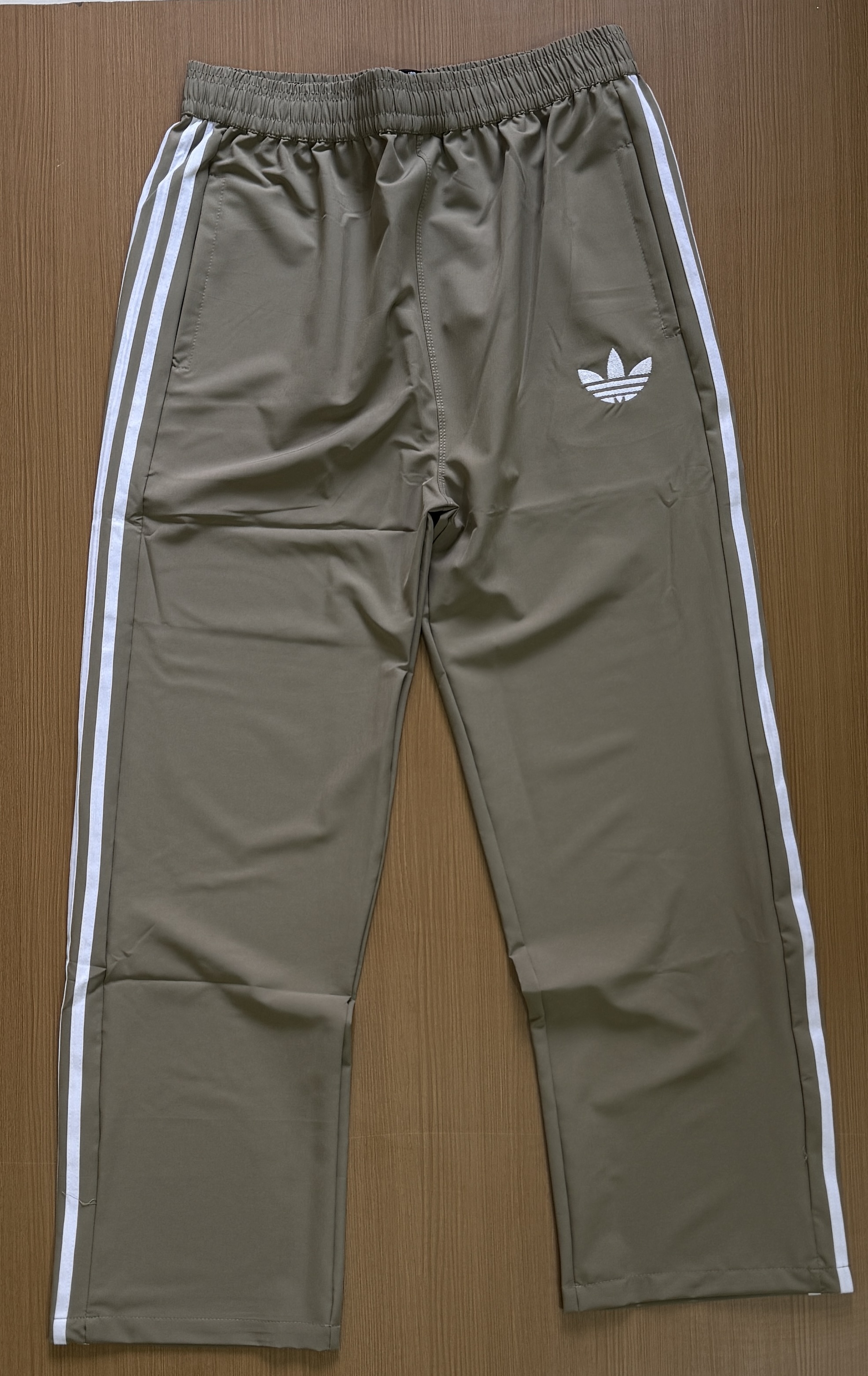 ADIBAS TRACKPANT L-5555