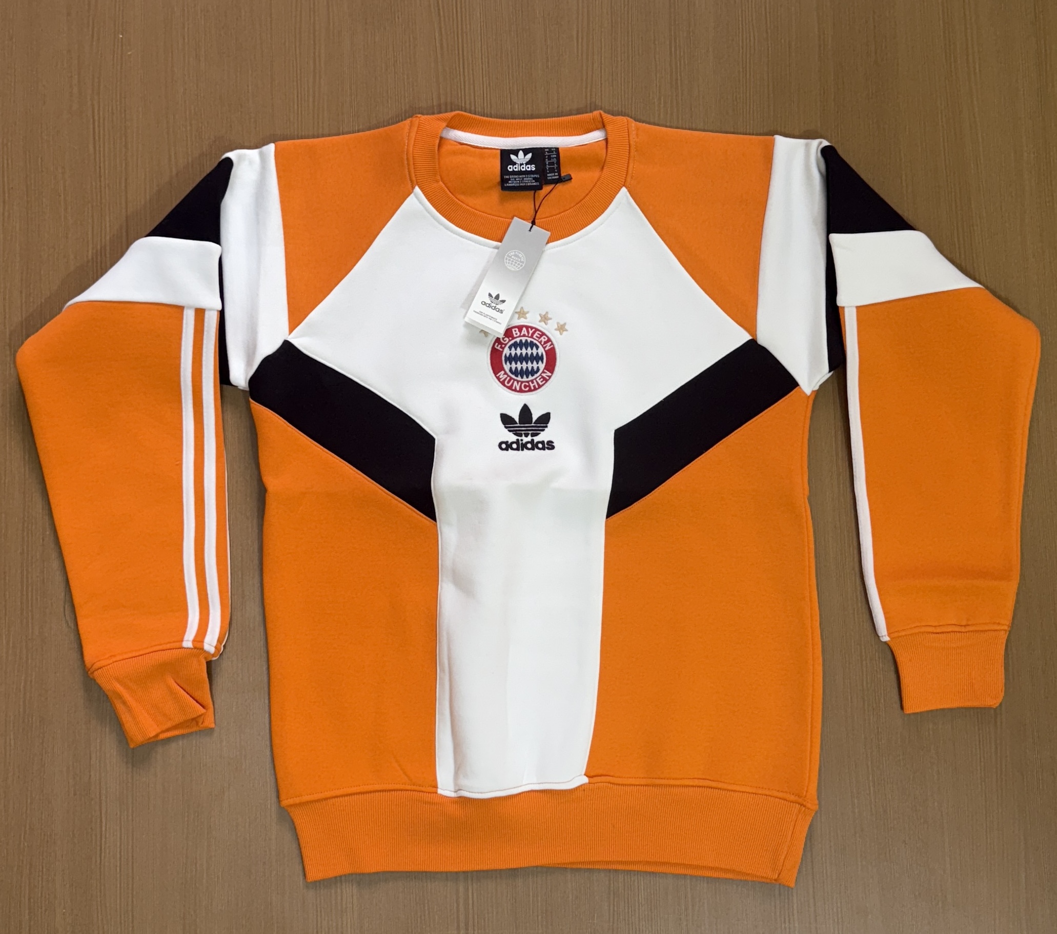 ADIBAS DROPSHOULDER SWEATSHIRT G-HVS - Orange View 1