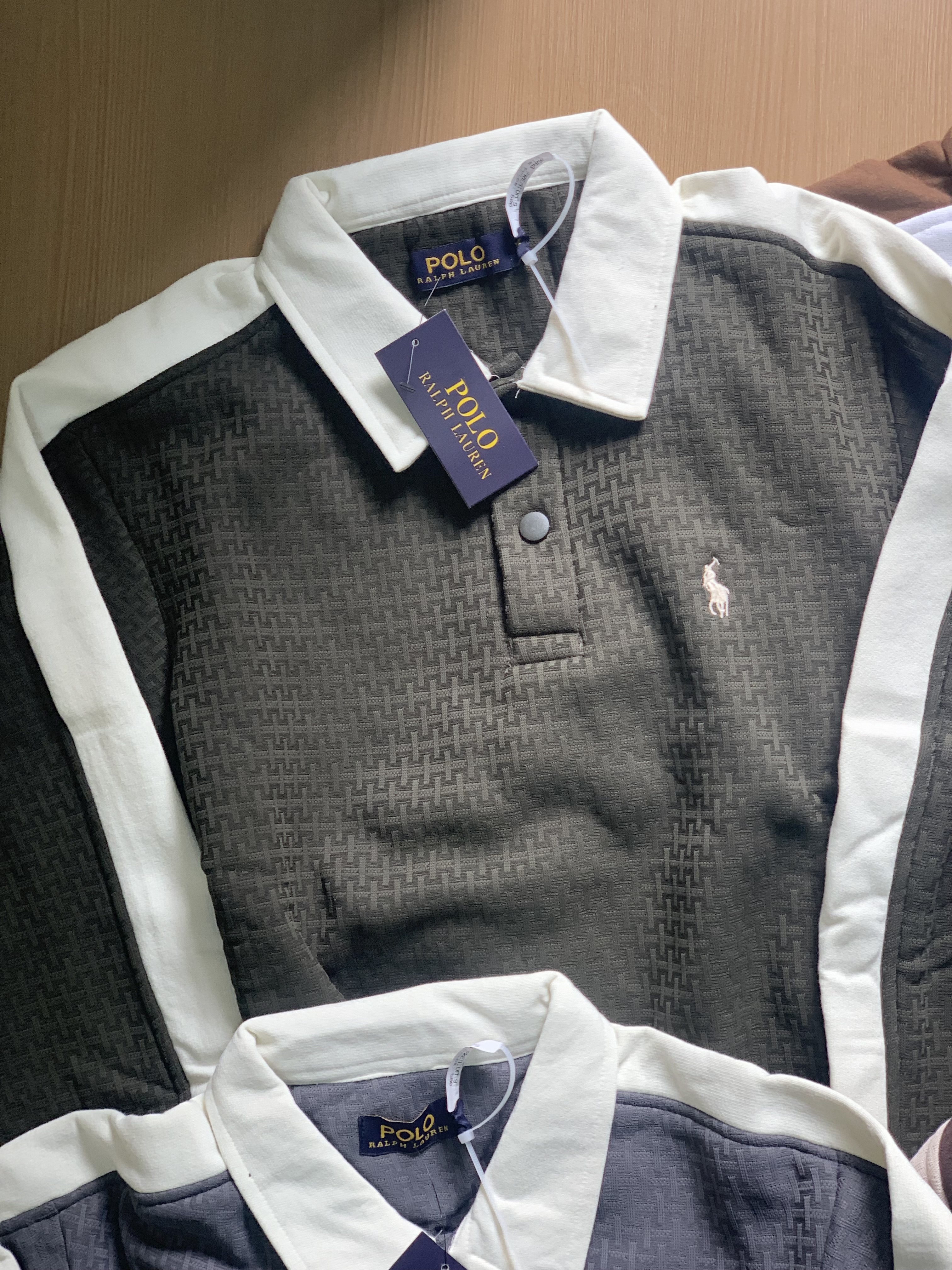 POLO NECK FULL SLEEVE T-EHIRT - green View 1