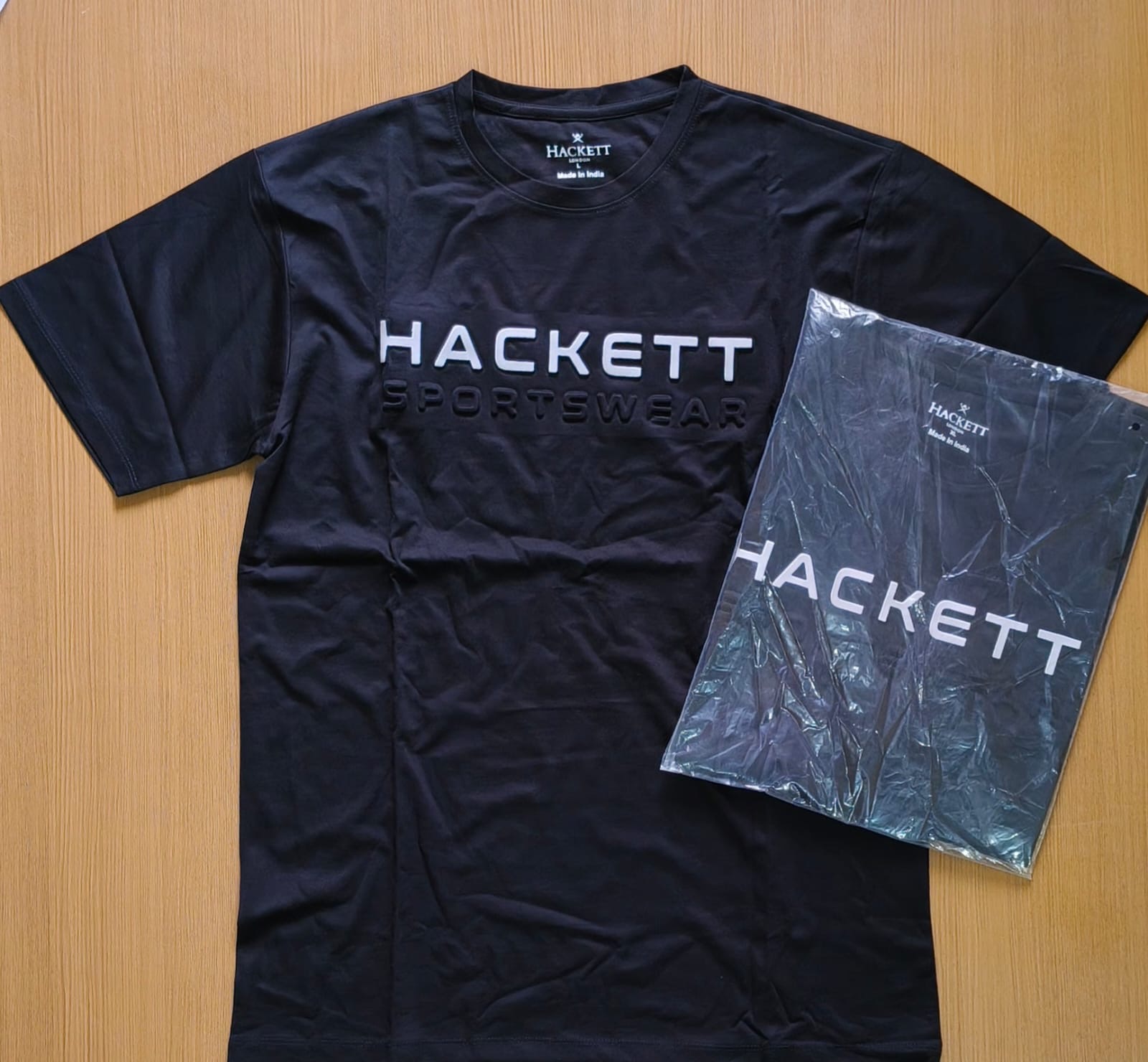 HACKETTT ROUND NECK T-SHIRT F-7393 - Black View 1